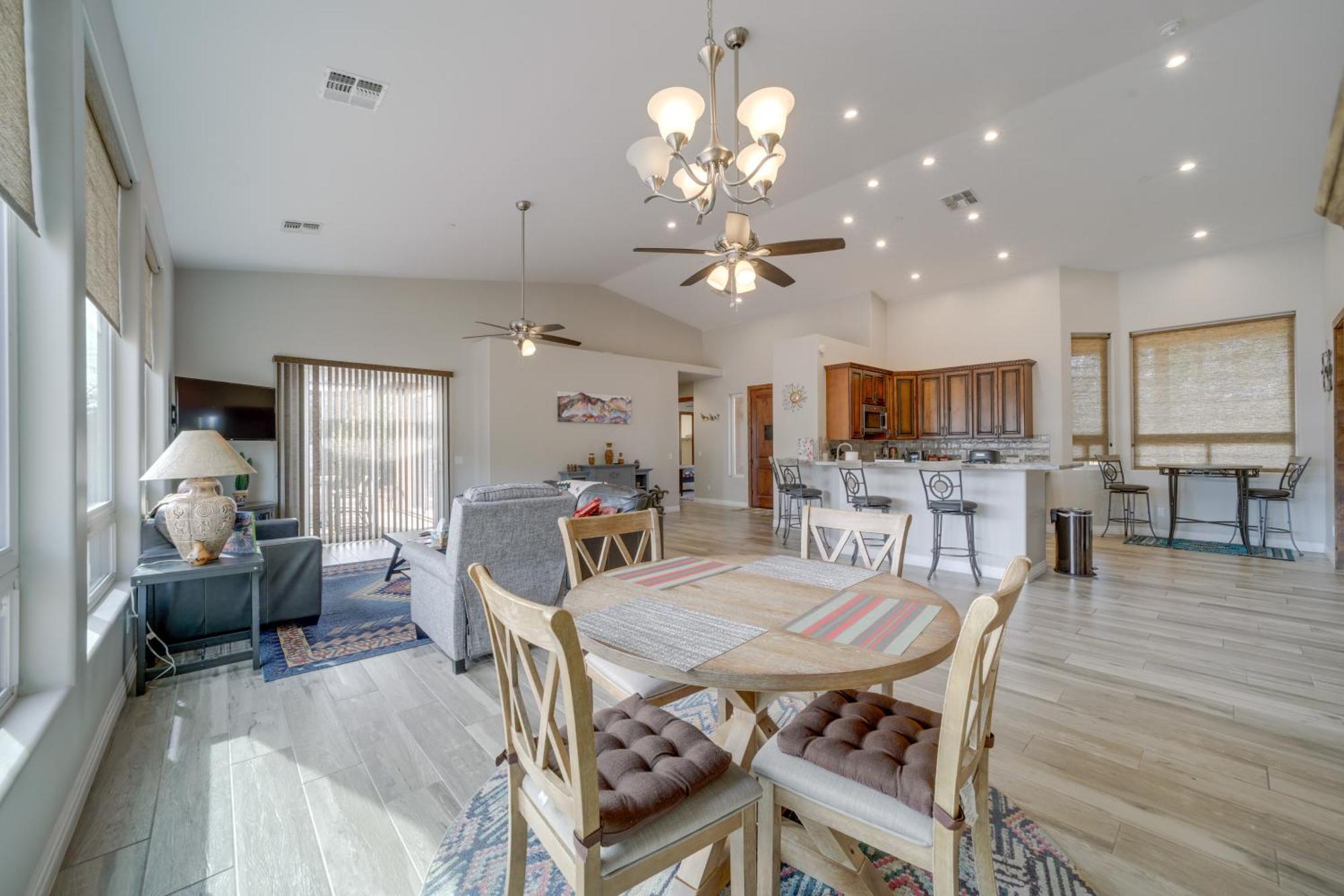 Red Rock Dog-Friendly Home Near Hiking Trails! 塞多纳 外观 照片