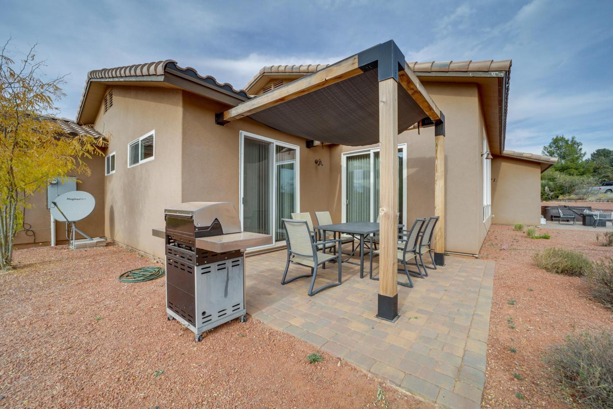 Red Rock Dog-Friendly Home Near Hiking Trails! 塞多纳 外观 照片